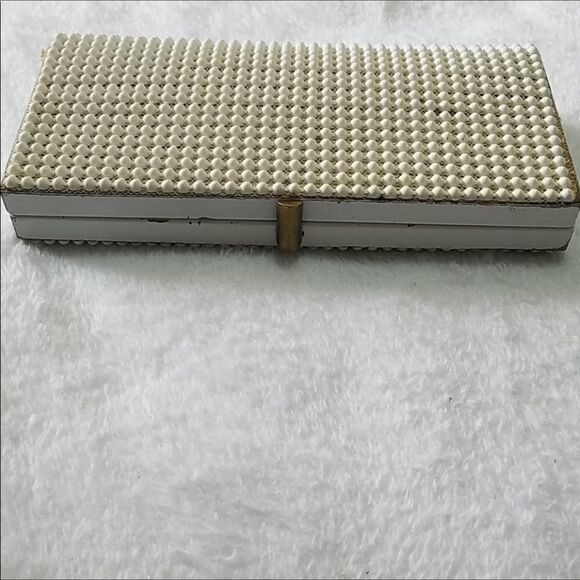 Vintage Garay White & Cream Clutch - Picture 3 of 4